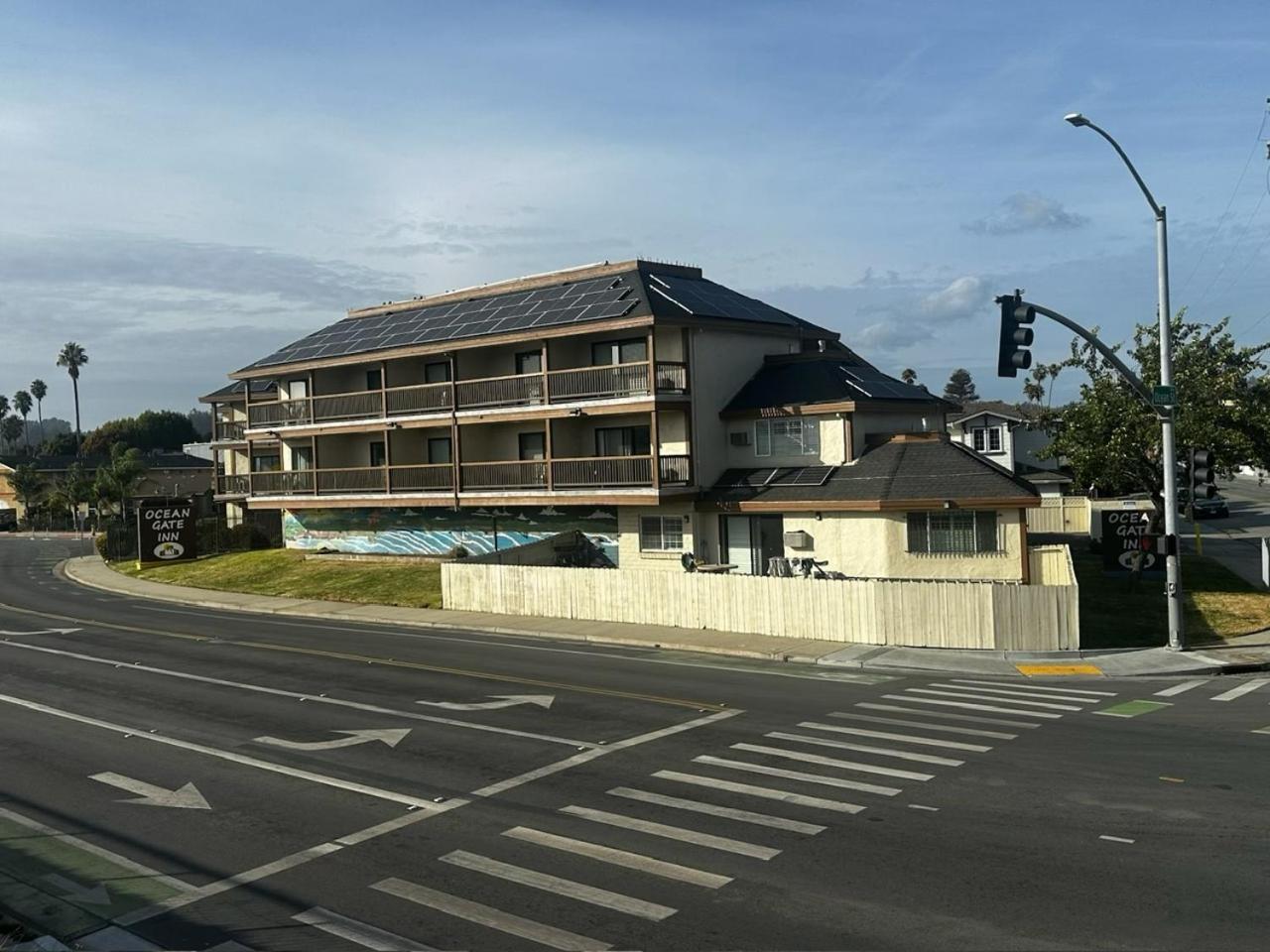 Ocean Gate Hotel