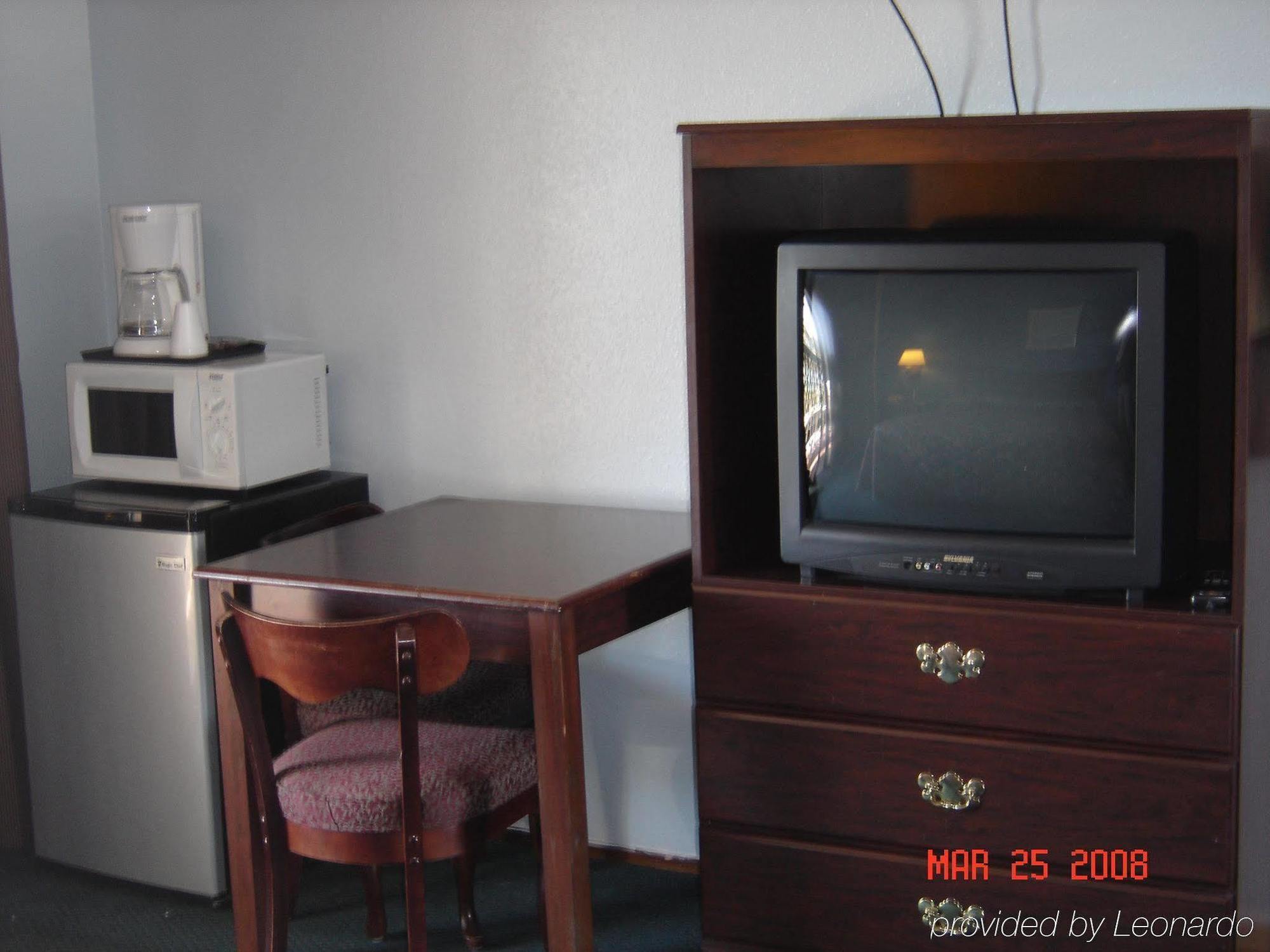 Ocean Gate Hotel